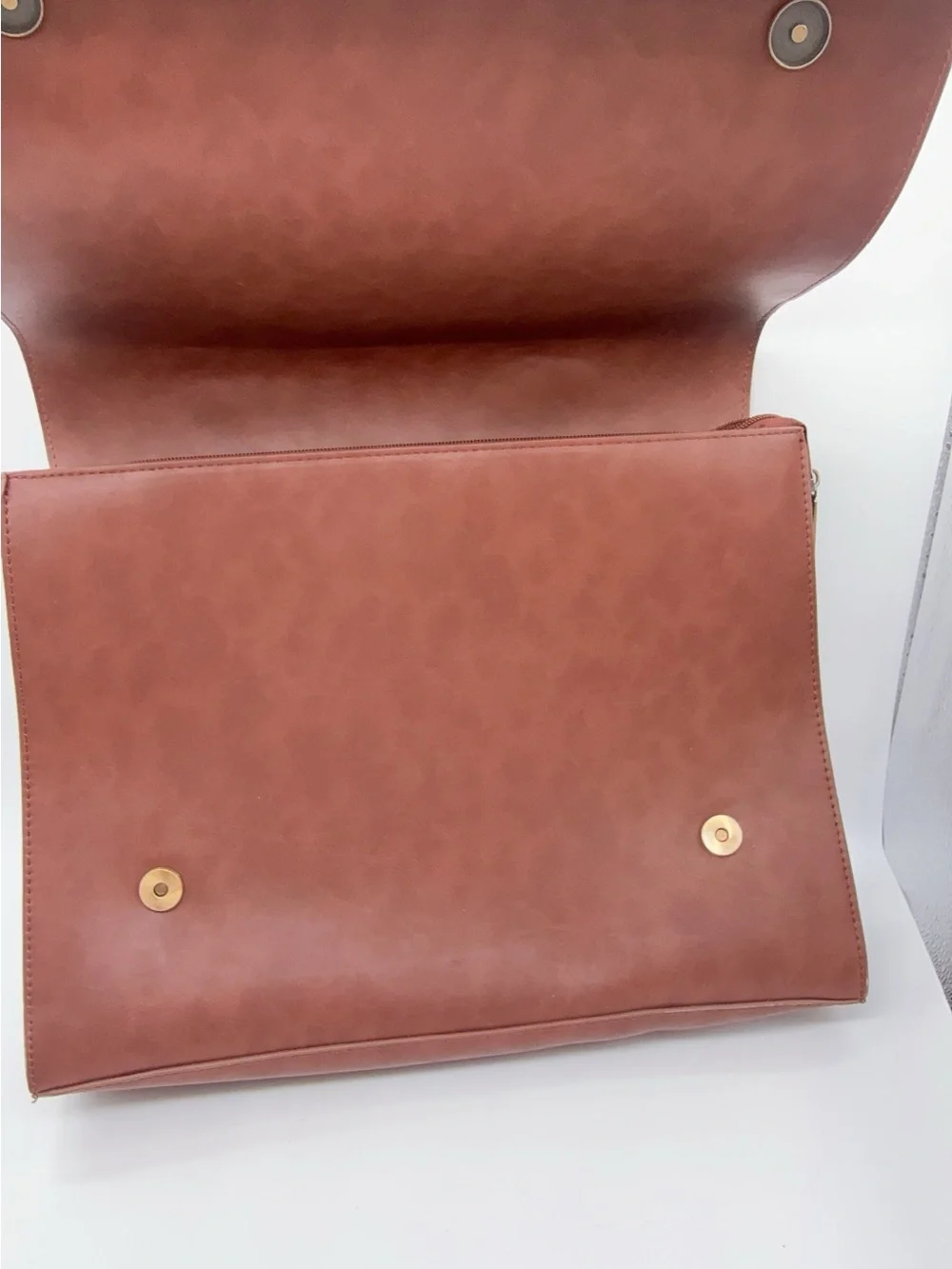 Ecosusi brown Briefcase Laptop Bag Faux Leather (no strap) - Picture 4 of 9